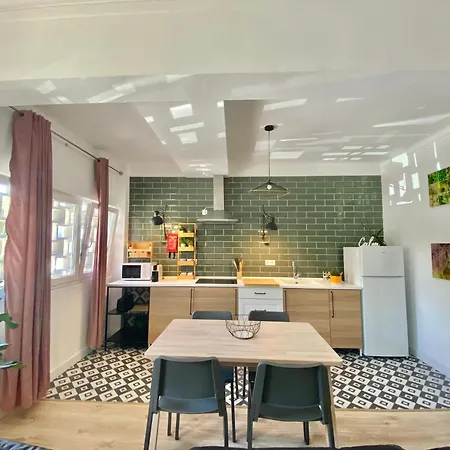 Apartman Abesbilico-zona Central-ar Condicionado-perto Praias *