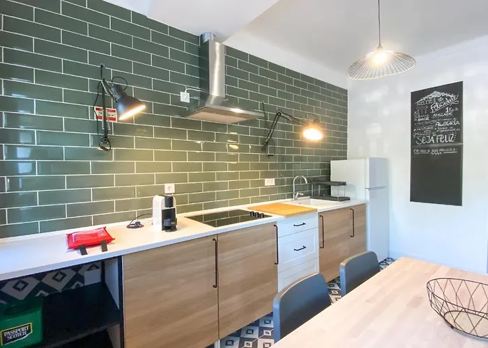 Abesbilico-zona Central-ar Condicionado-perto Praias Appartement